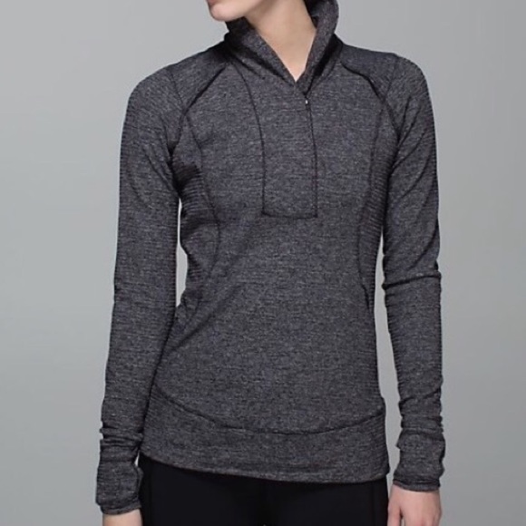 lululemon athletica Tops - Lululemon Think Fast Pullover Herringbone in sz 2